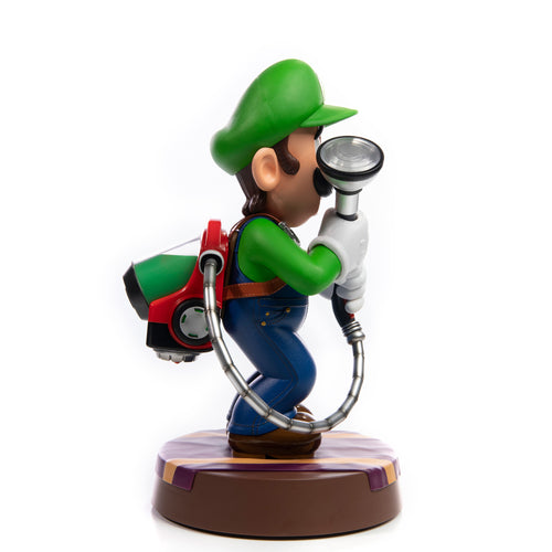 Luigi 9" Statue Standard Edition