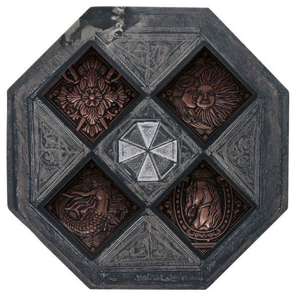 Resident Evil Village Replica House Crest Medallion Collection